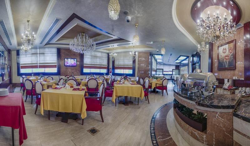 Chairmen Hotel Доха Экстерьер фото